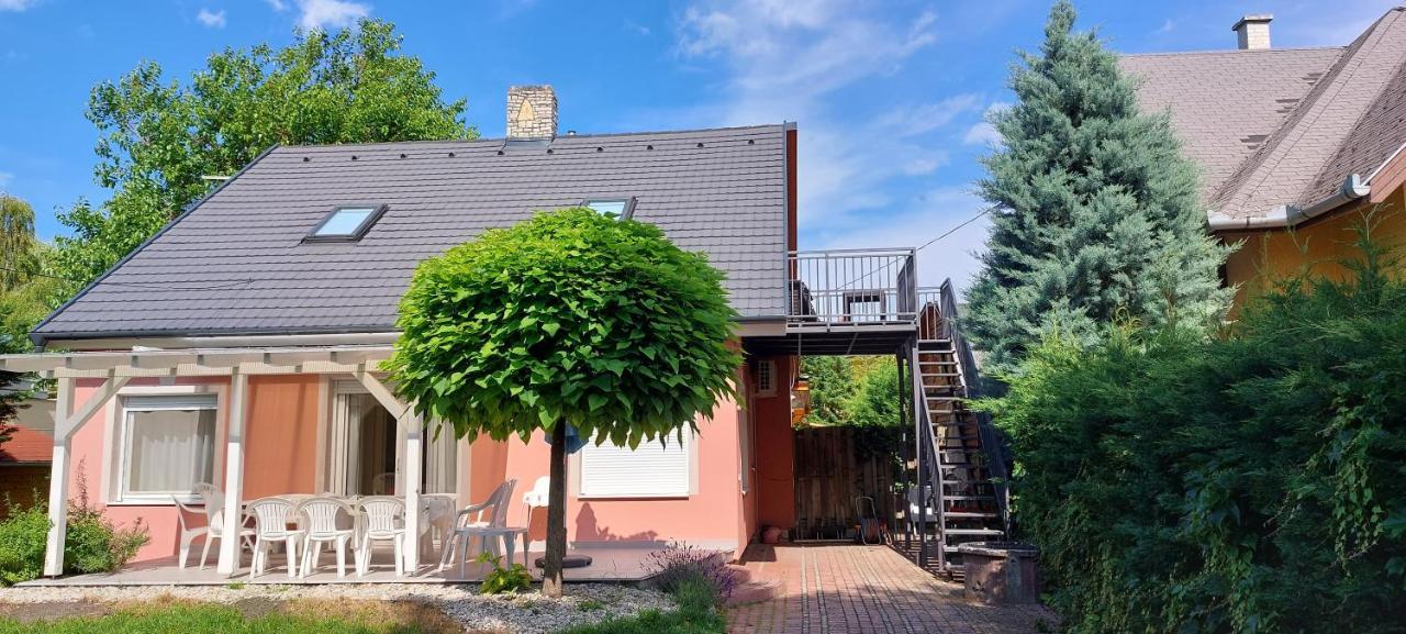 Schieszl Apartments Zamardi 2 エクステリア 写真