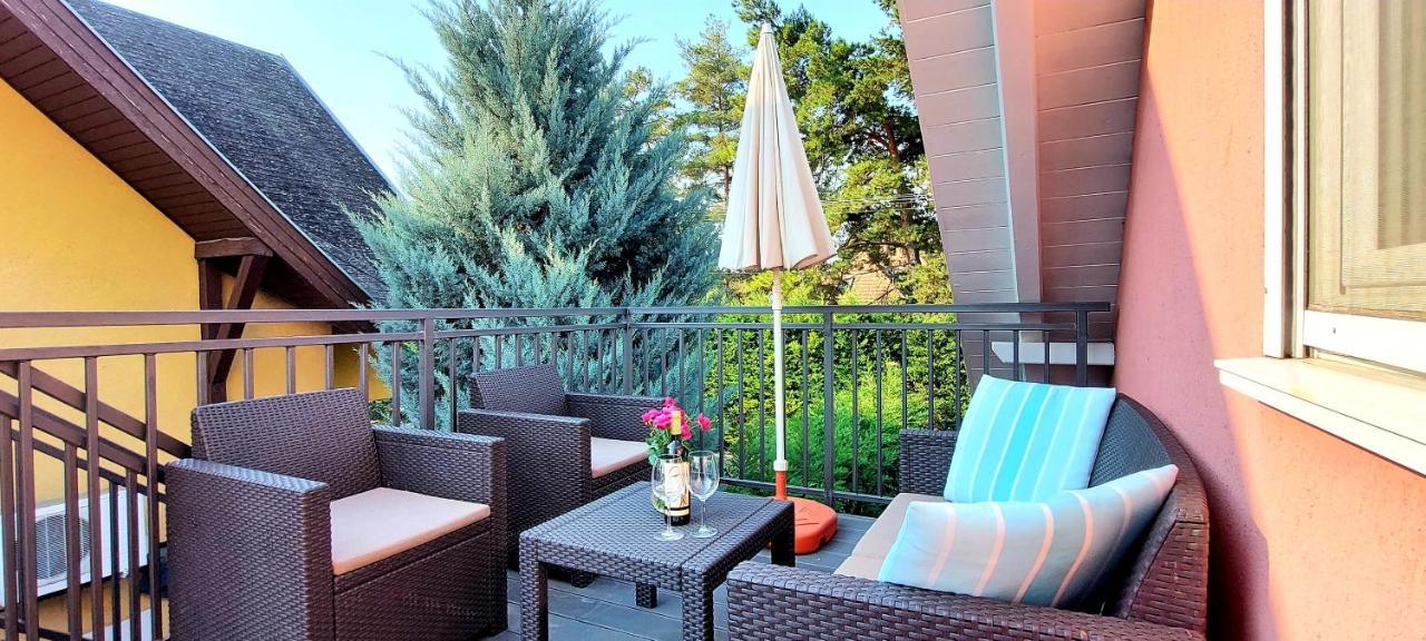 Schieszl Apartments Zamardi 2 エクステリア 写真