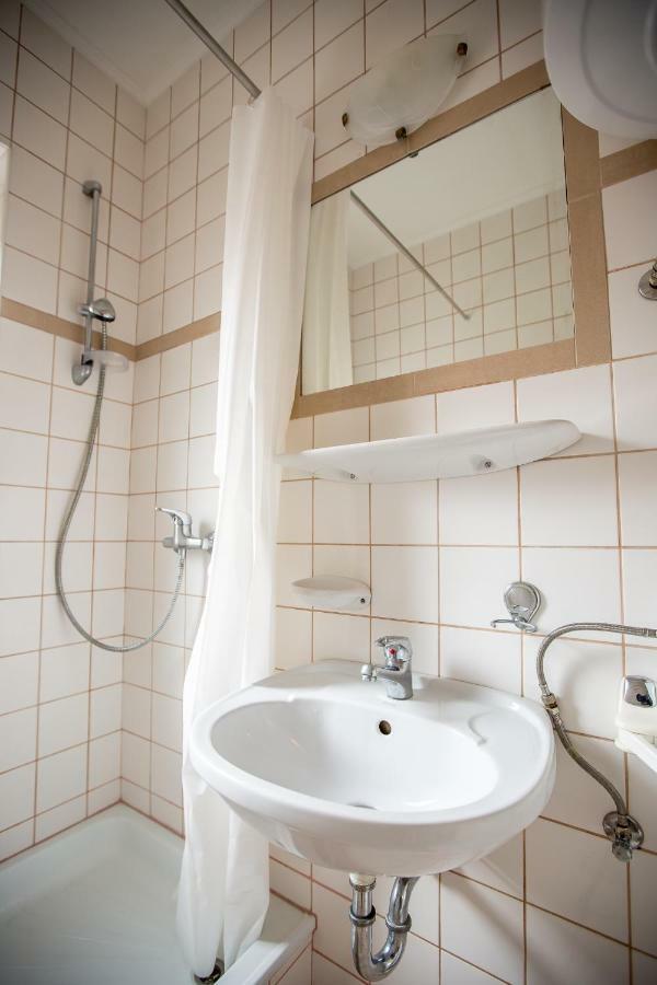 Schieszl Apartments Zamardi 2 エクステリア 写真