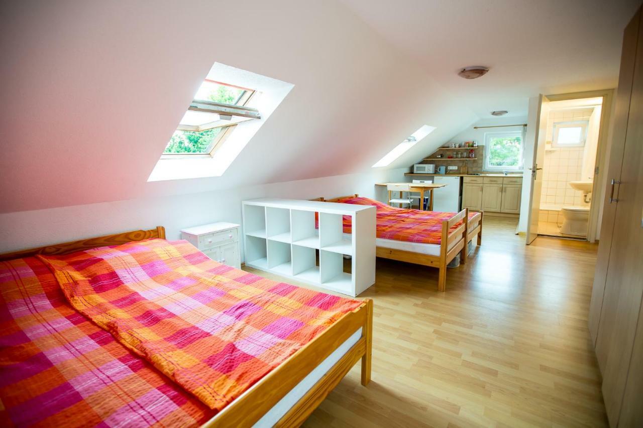 Schieszl Apartments Zamardi 2 エクステリア 写真
